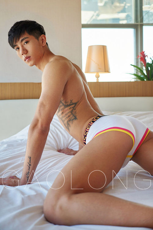 帥氣的中國健身教練兼男模王浩然拍攝GV野戰小受展現強大攻势_003.jpg