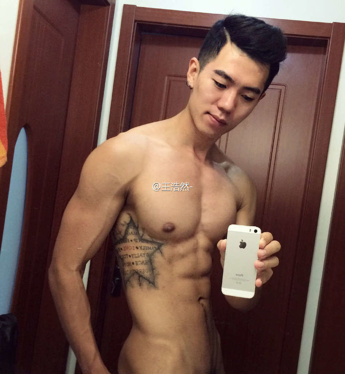 帥氣的中國健身教練兼男模王浩然拍攝GV野戰小受展現強大攻势_019.jpg