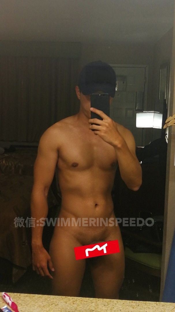 swimmerinspeedo-1067815994142318597-20181129_002226-img1.jpg
