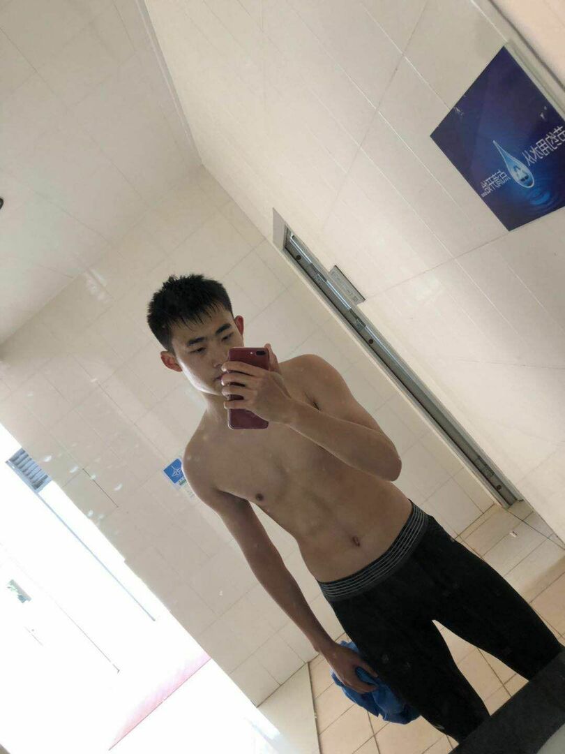 直男体育生 (9).jpg