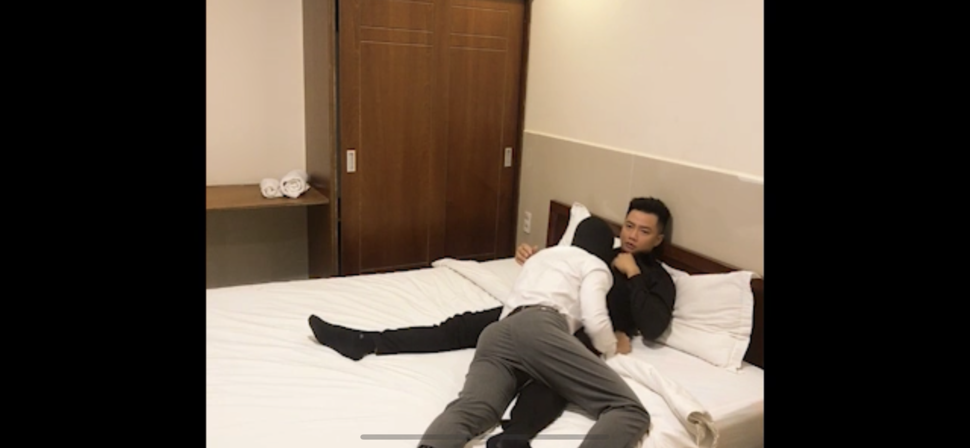 CC41A8DD-6B0A-4E5D-BA90-A7B75748927F.png