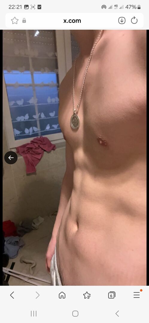 Screenshot_20251121_222140_Samsung Internet.jpg