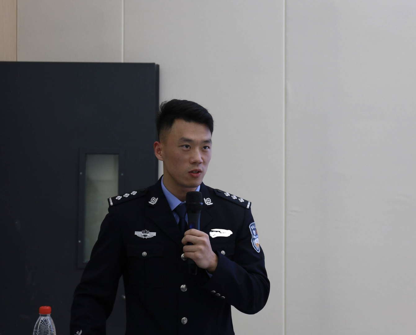 截屏2025-12-09 01.24.30.png