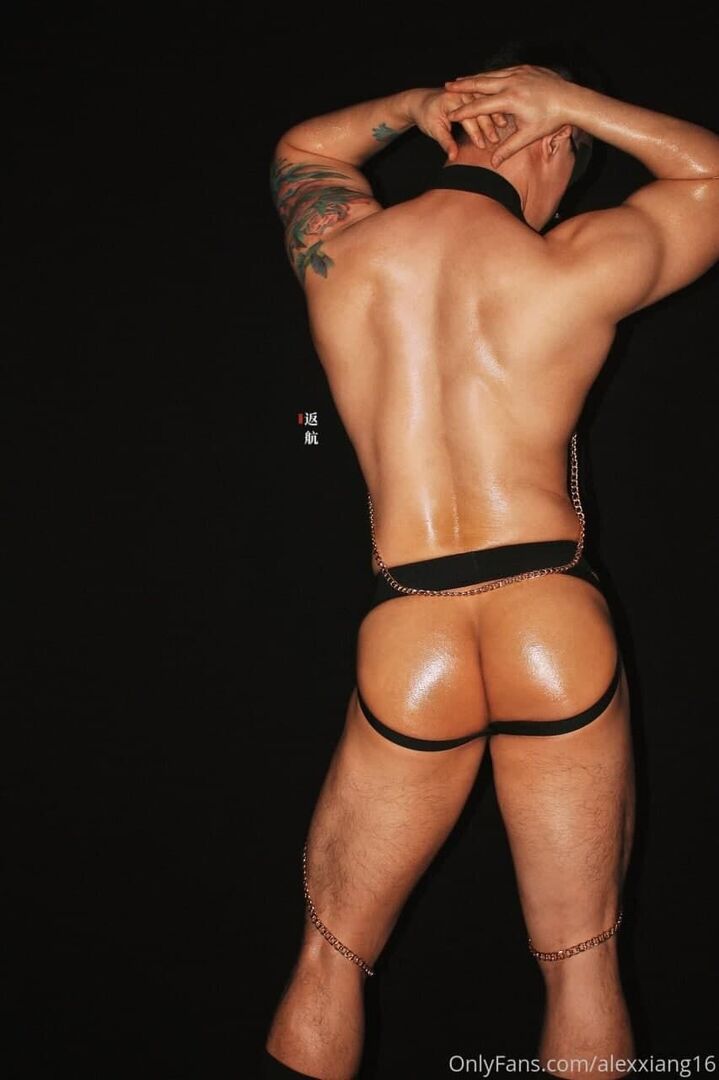 Alexxiang16 OF (41).jpg