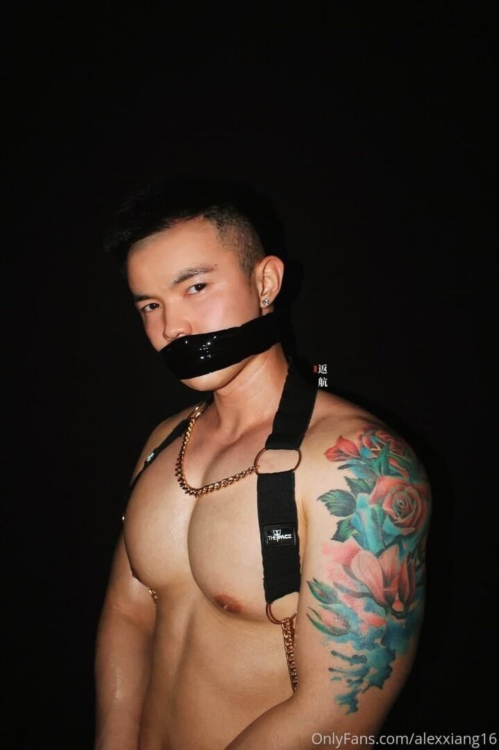 Alexxiang16 OF (42).jpg