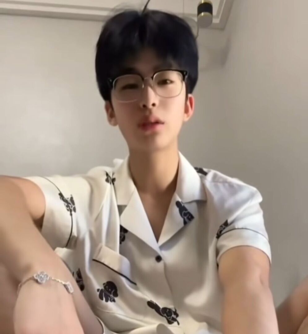 Screenshot_20260529-100939_bilibili(1).thumb.jpg.eabb61b2a34454694b6044f724467a24.jpg